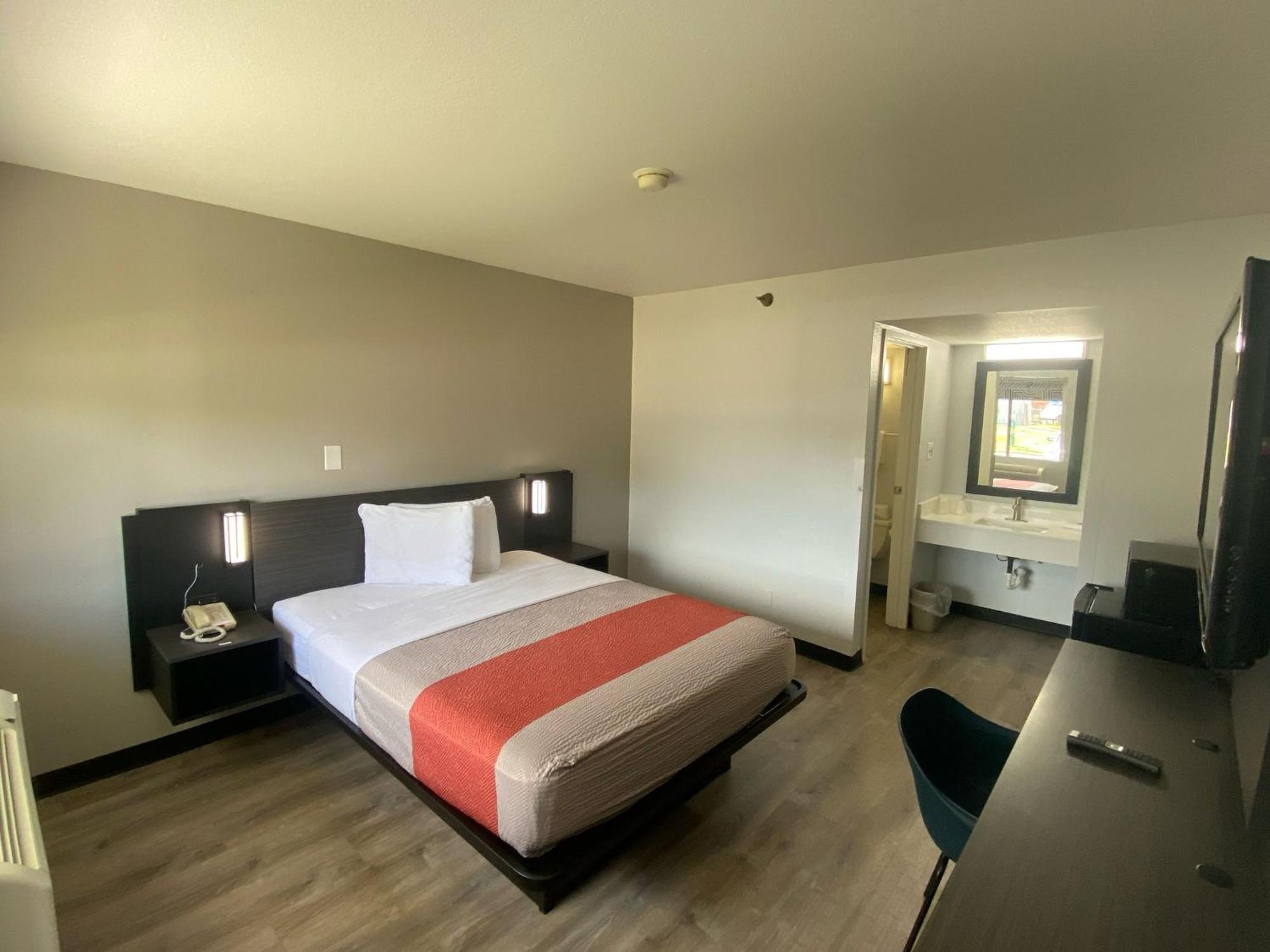 Motel 6-Windsor Locks, Ct - Hartford Ngoại thất bức ảnh
