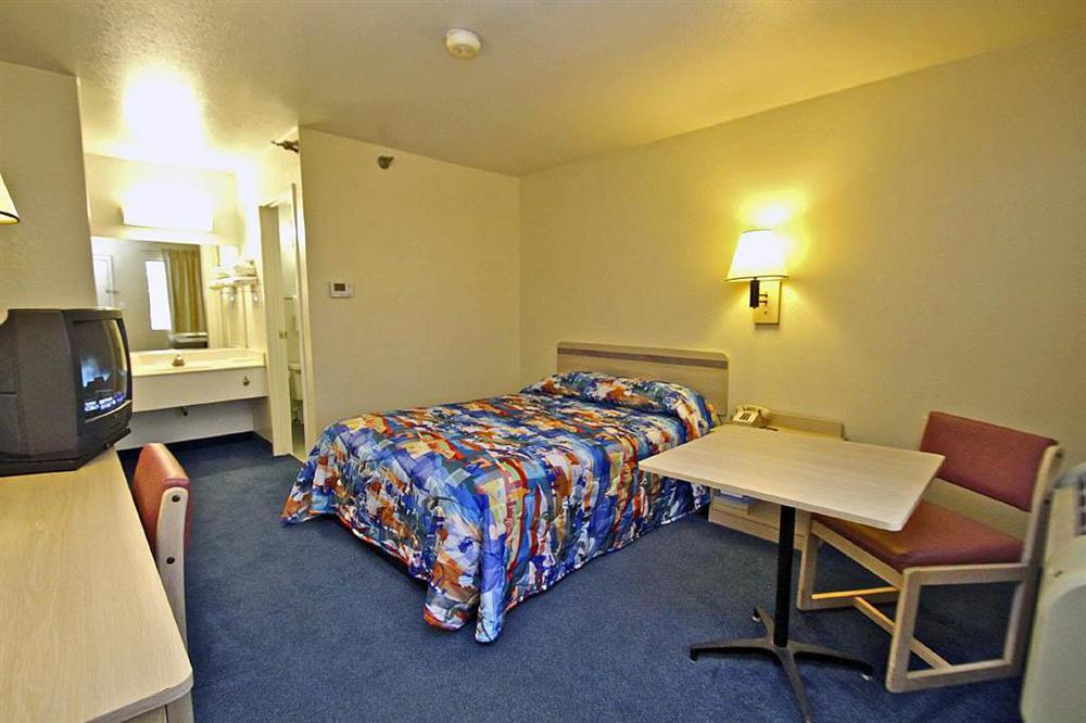 Motel 6-Windsor Locks, Ct - Hartford Phòng bức ảnh